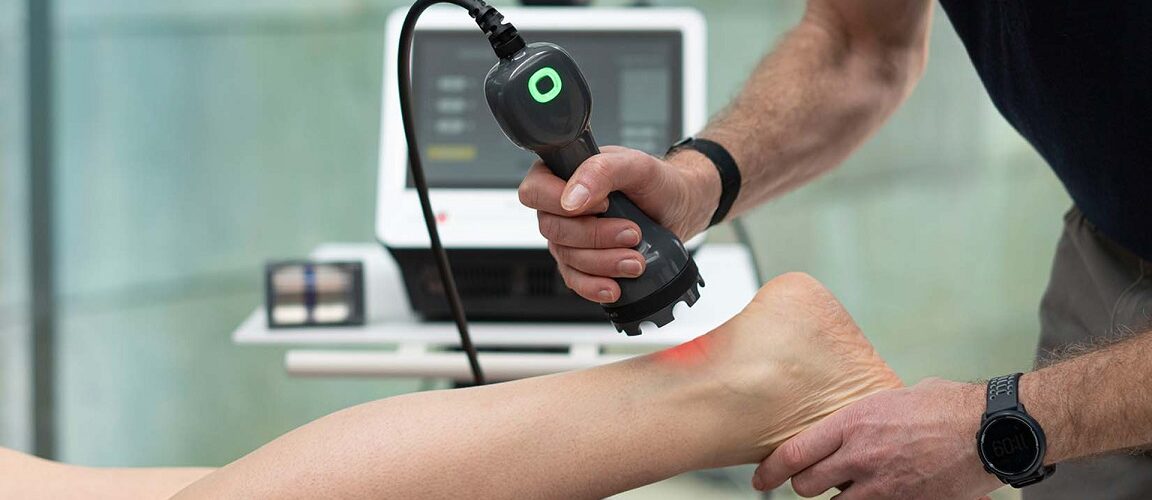 ترمیم بافت‌های آسیب‌دیده با لیزرتراپی